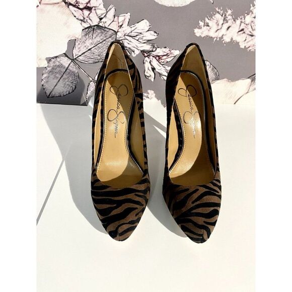 Jessica Simpson Parisah Zebra Print Brown/Black Platform Pump - Picture 2 of 13